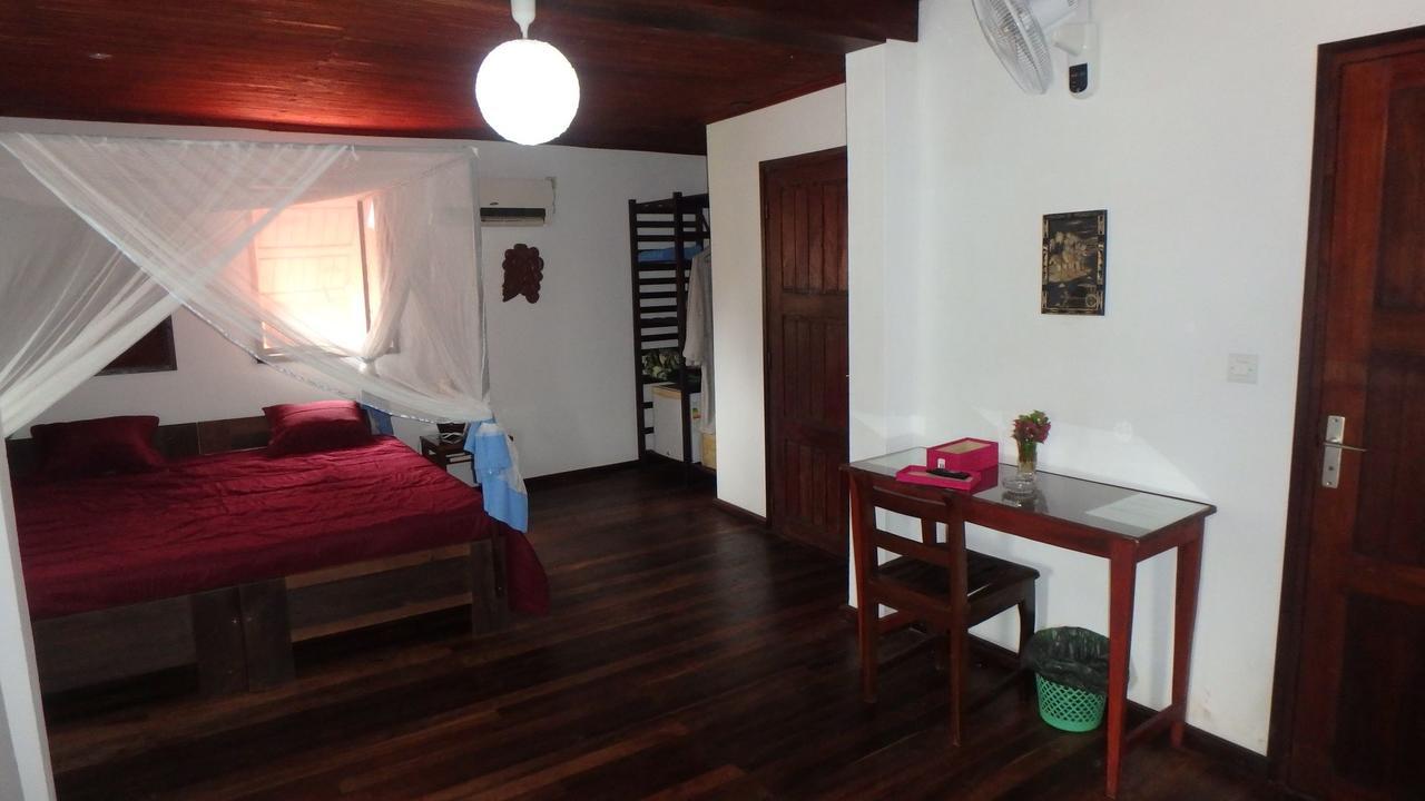Edena Kely Hotel Mahajanga Ngoại thất bức ảnh